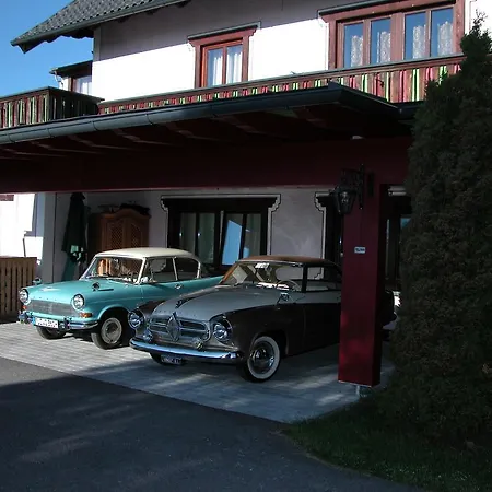 Fruhstuckspension Lasshofer Bed & Breakfast *