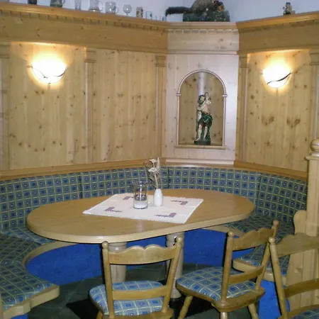 Bed & Breakfast Fruhstuckspension Lasshofer Mauterndorf (Salzburg)